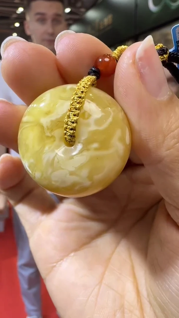 未镶嵌颈饰琥珀杭州珠宝展假一罚十