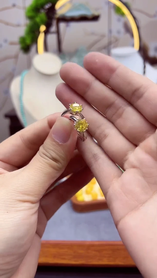 【闪购商品】黄晶耳饰银S925镶嵌J59```````