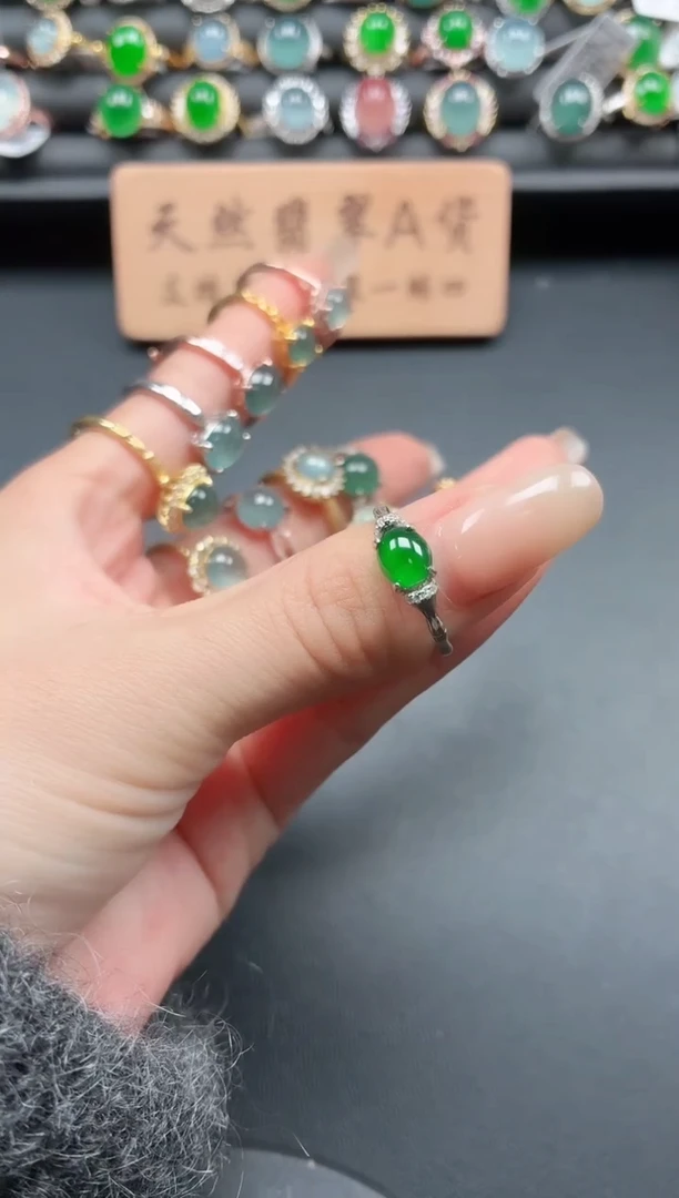 银S925镶嵌戒指翡翠111