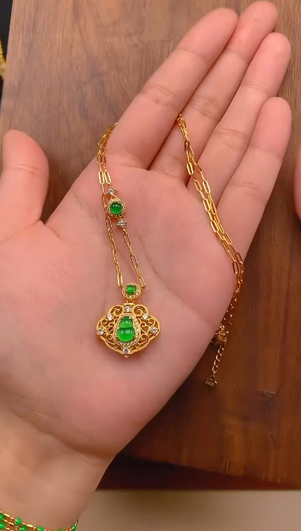【闪购商品】翡翠项链银S925镶嵌葫芦锁项链