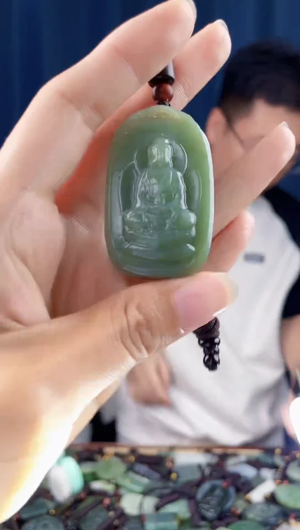 未镶嵌和田玉挂件拍一发一，多样性发货