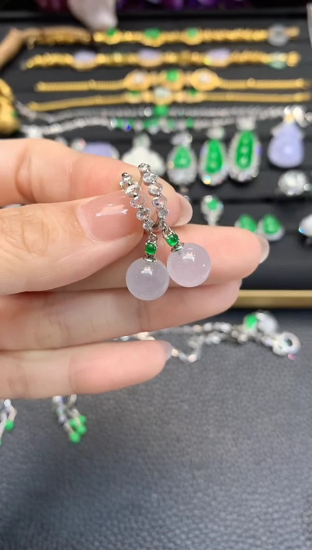 18K金镶嵌翡翠耳饰C44