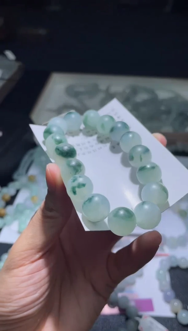未镶嵌定制翡翠翡翠手串