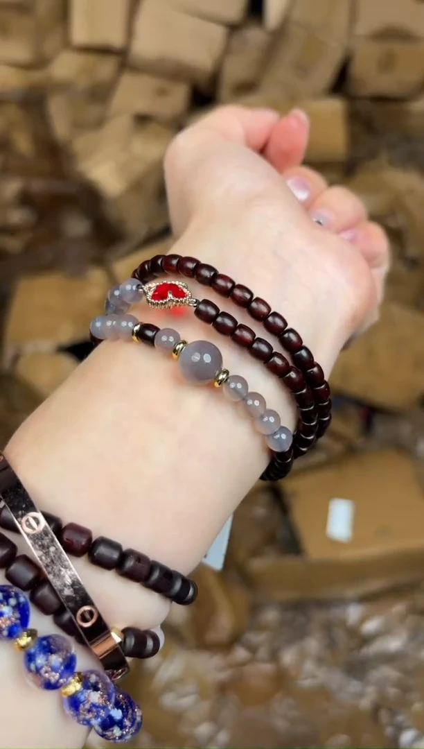 大檀精品手串《无礼盒》