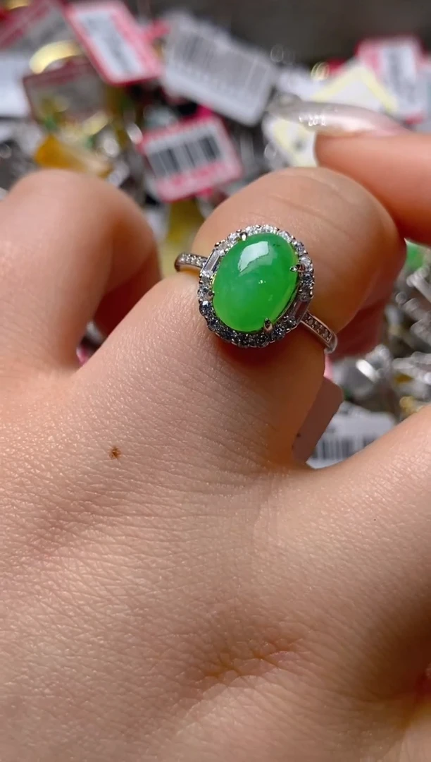 银S925镶嵌戒指翡翠百内无证书