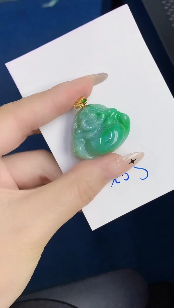 颈饰未镶嵌翡翠缅甸天然翡翠A货