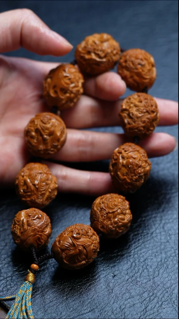 橄榄核吊坠罗*磊苏工橄榄核