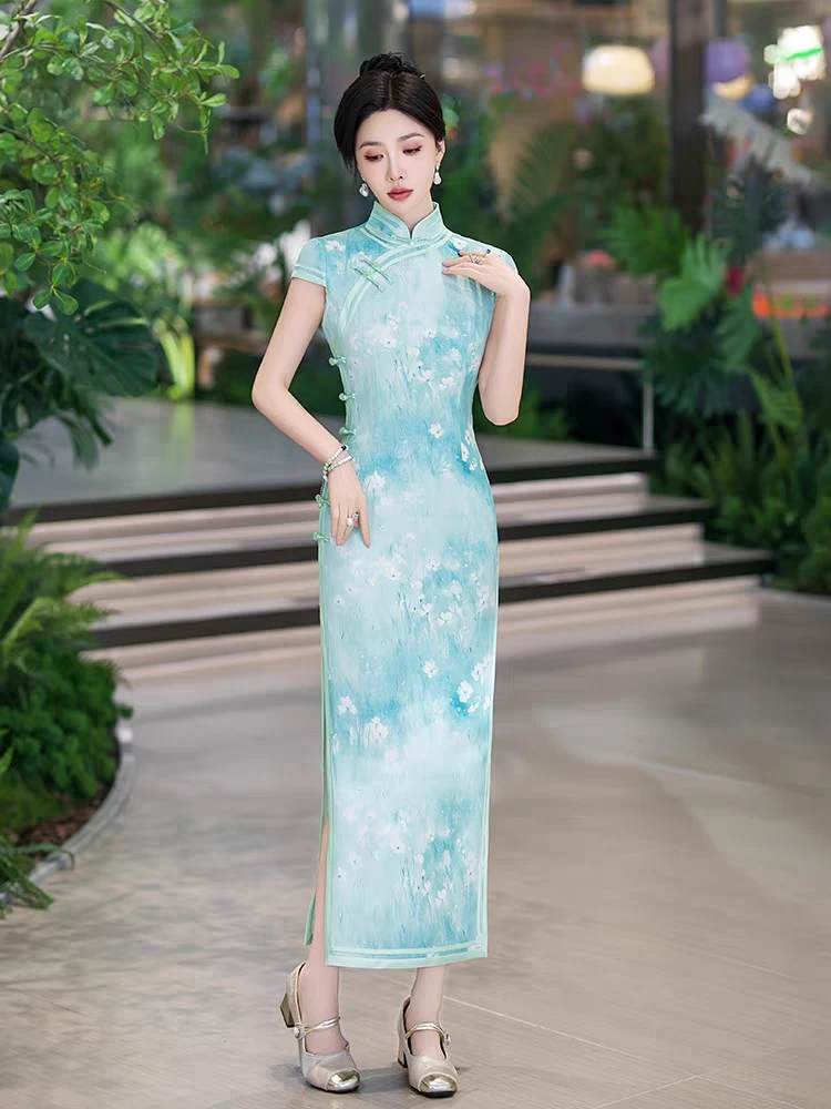 5556-旗袍气质2025年新款高端大气上档次微胖遮肚子显瘦旗袍夏