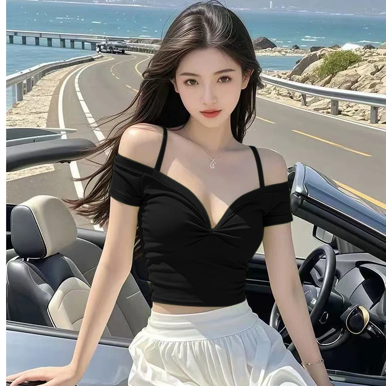 辣妹短袖t恤女2025新款夏季爆款性感独特绝美短款吊带一字肩上衣