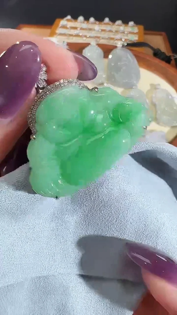 吊坠(不含链)18K金镶嵌翡翠【源头工厂】钻石镶嵌