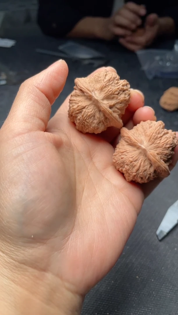 把件文玩核桃w214 血麒麟  40尺