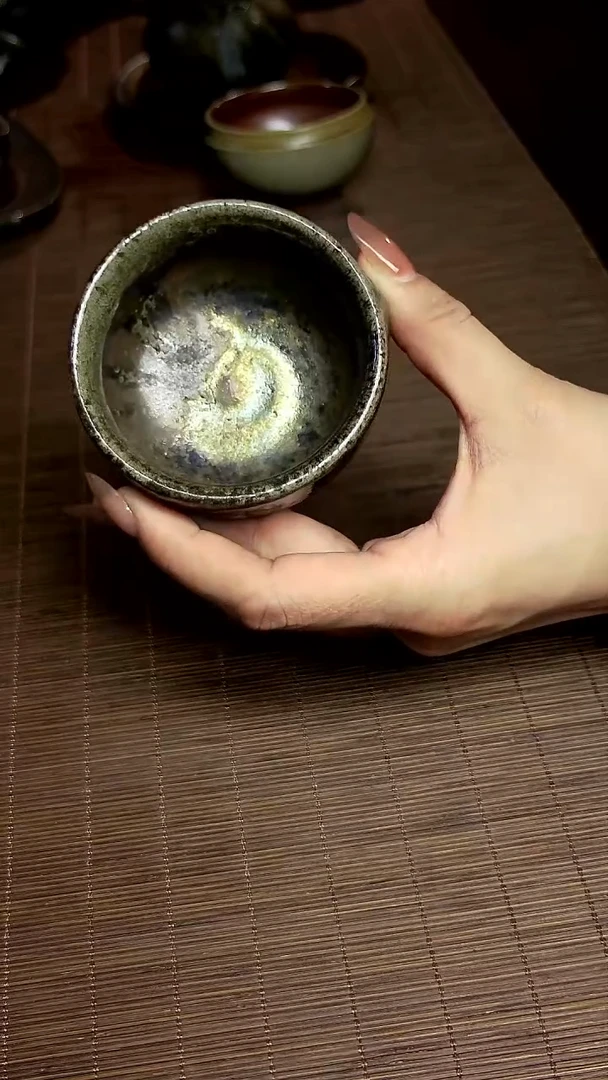 【微瑕(鼓包)介意勿拍】11号茶杯