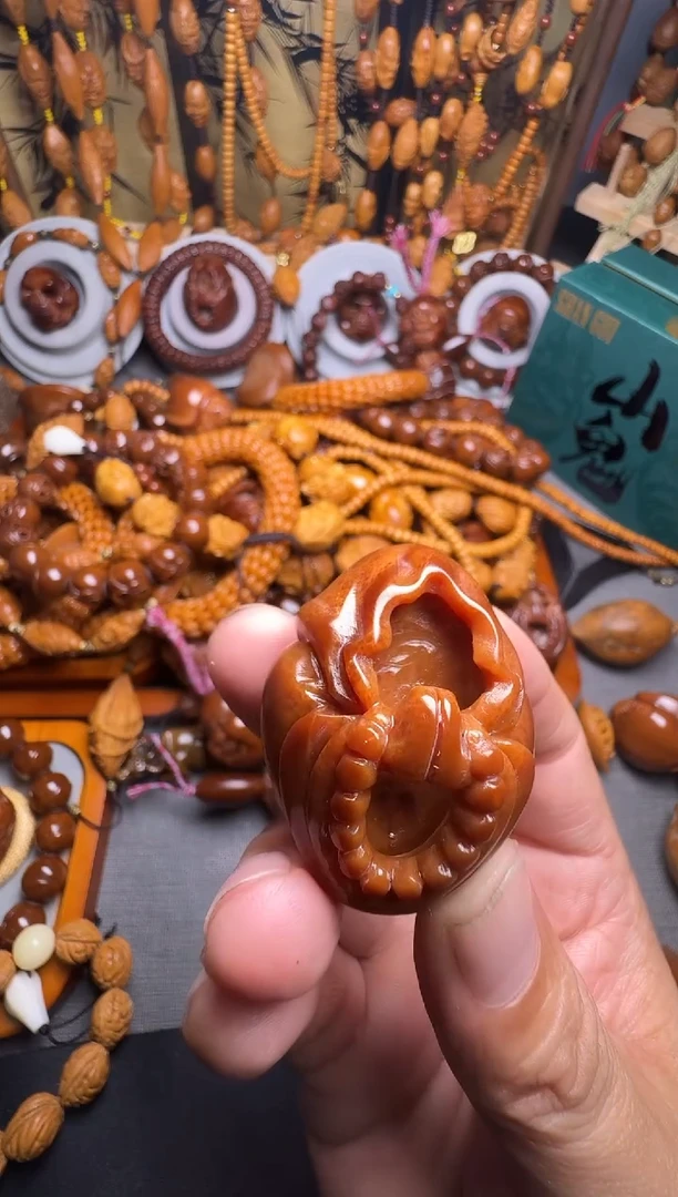 手串橄榄核P****I无相佛一个