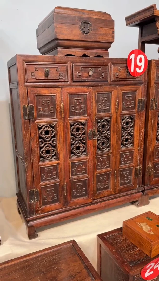 木花梨 折叠门收纳柜