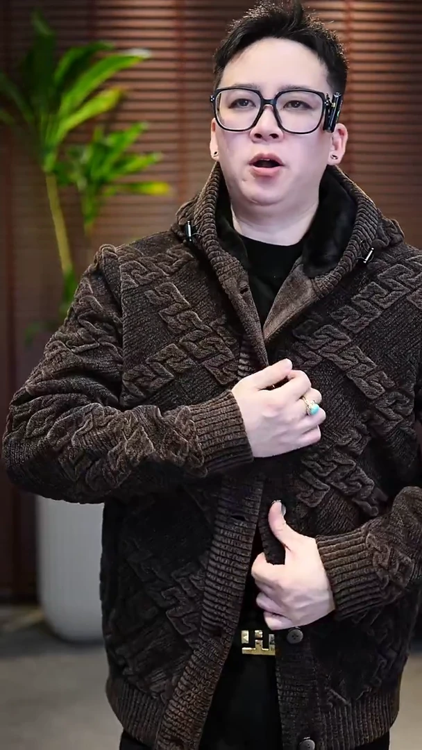 54码（150-165斤）连帽夹克