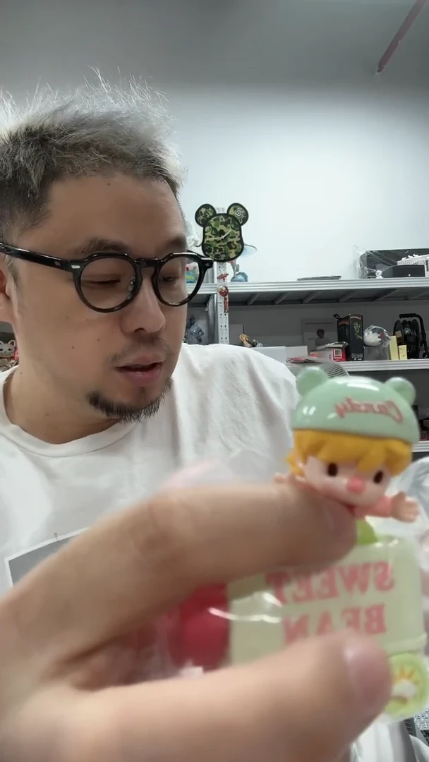 动态1小甜豆坐小车一个