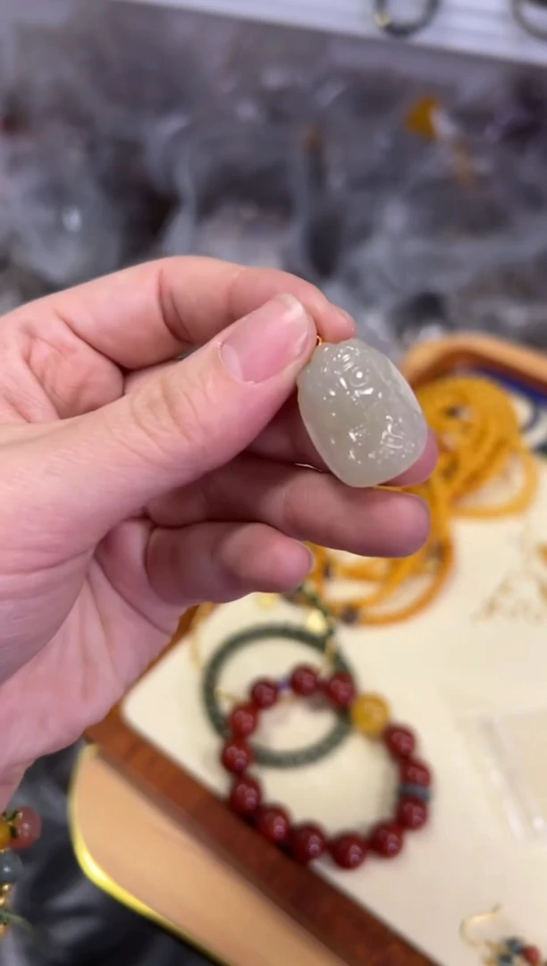 【闪购商品】和田玉颈饰银S925镶嵌和田玉度母银吊坠[470]