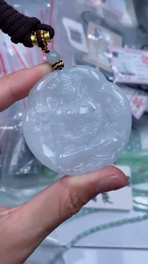 颈饰未镶嵌翡翠吊坠