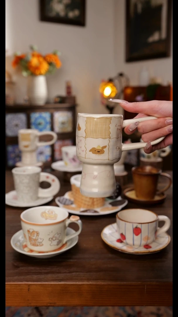 陶瓷便携款粗陶手作高脚杯  手绘釉下彩