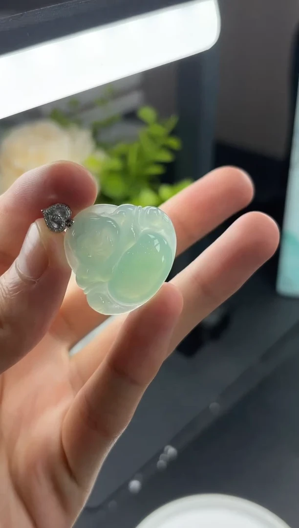 翡翠18K金镶嵌颈饰YM-165-2佛公