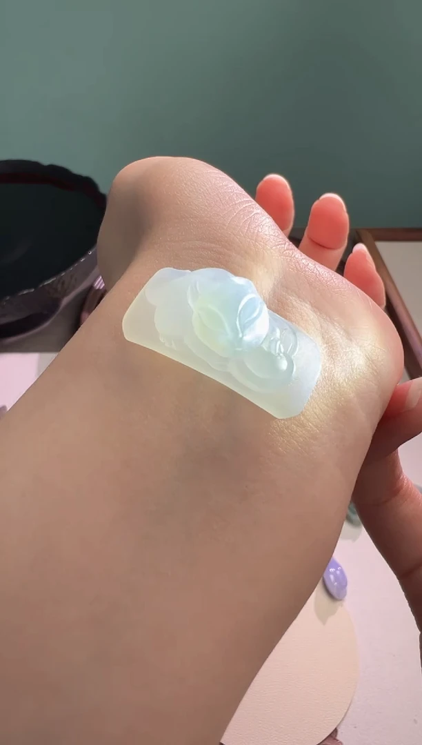 未镶嵌定制翡翠狐狸手牌