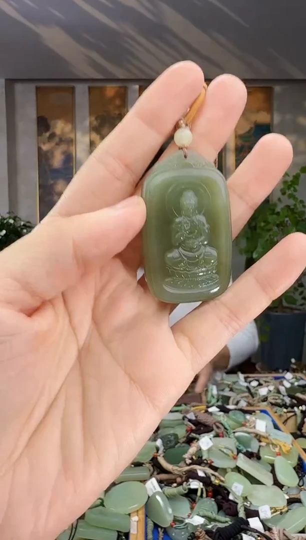 未镶嵌和田玉挂件拍一发一