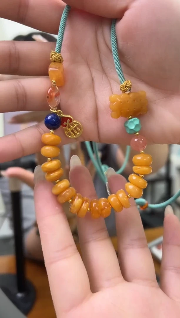 裸石琥珀未镶嵌琥珀蜜蜡吊坠多样性发一条
