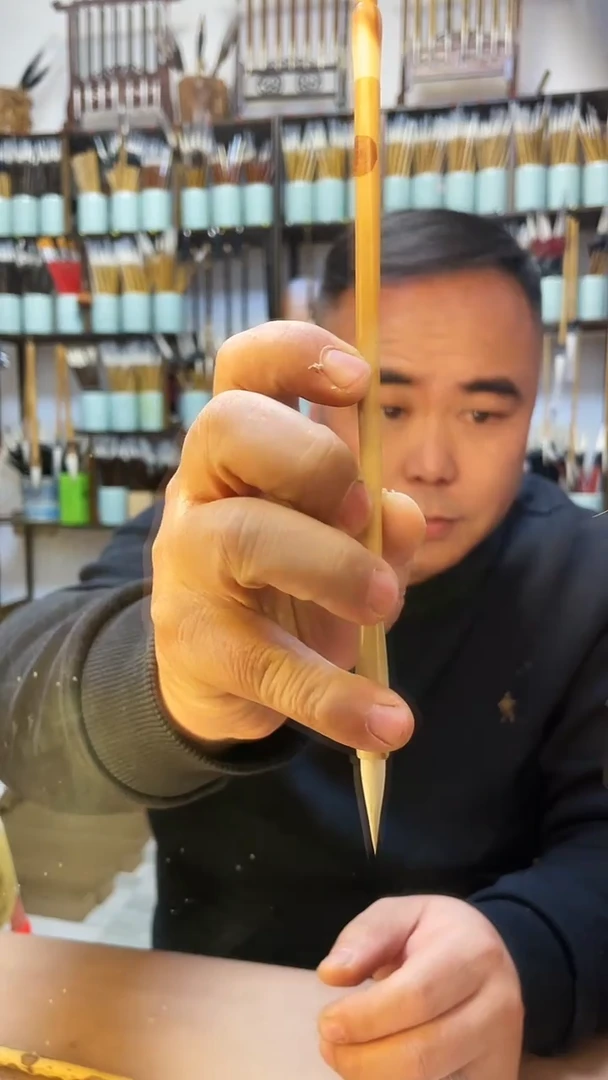 红湘妃牛角净纯细嫩羊毫一支