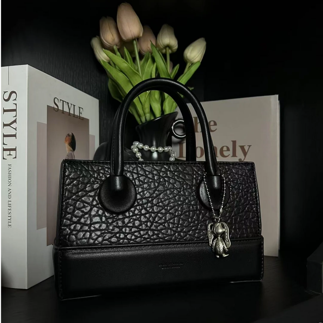 25年春夏新款小众设计手提女包高级感百搭斜挎包时尚大气女包