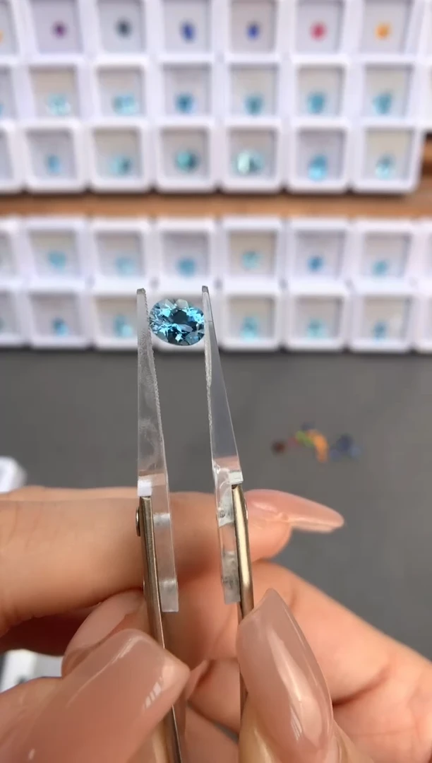 未镶嵌裸石定制海蓝宝石0.82ct 超圣