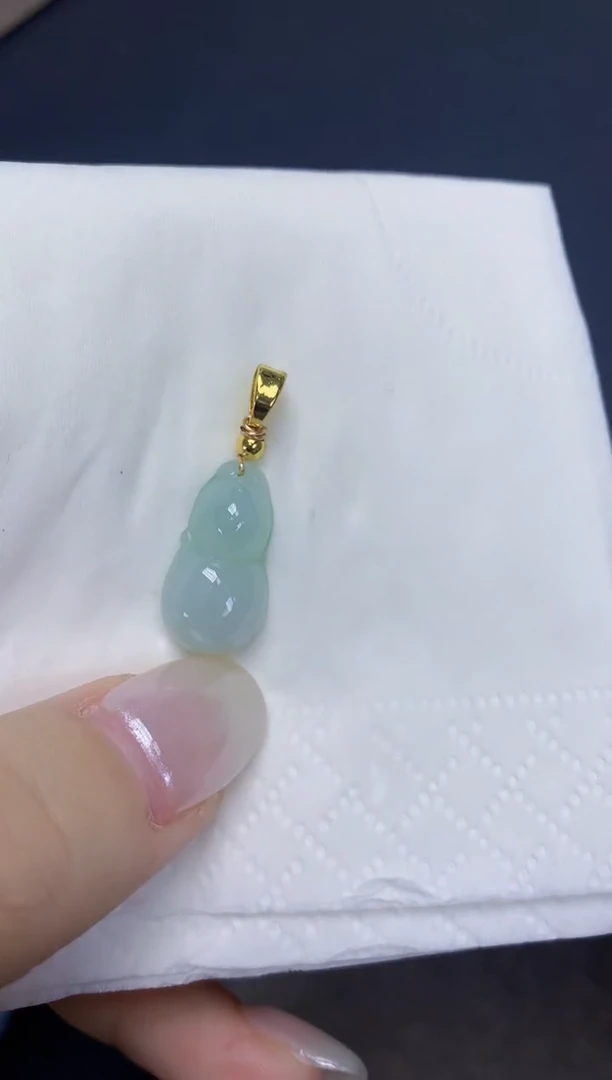 翡翠未镶嵌颈饰天然缅甸翡翠A货