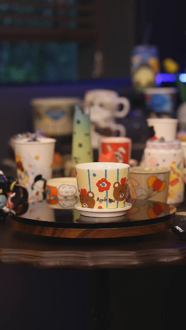 【闪购商品】摆件景德镇釉下彩绘设计师款式陶瓷