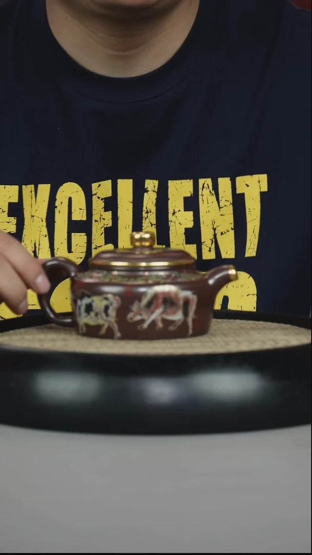 茶壶紫砂石红 德钟 五牛 珐琅彩