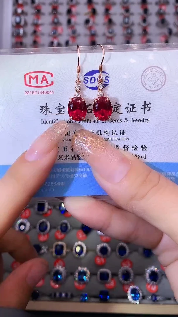 【闪购商品】红宝石耳饰银S925镶嵌111111