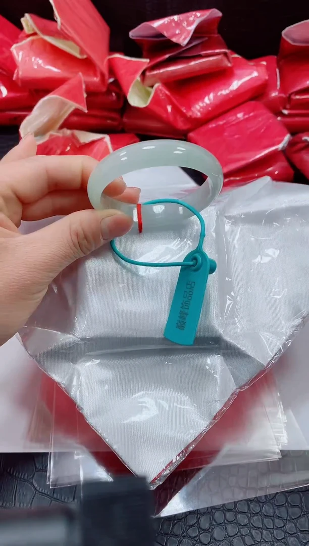 非金属无玲玲37号手镯55.8贵妃