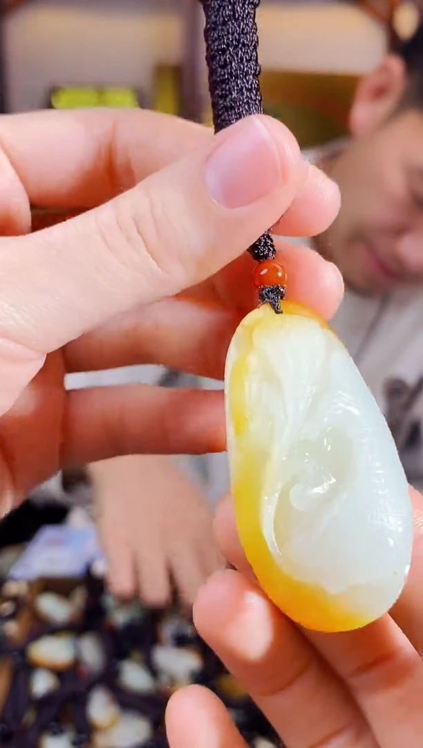 【闪购商品】和田玉颈饰未镶嵌1