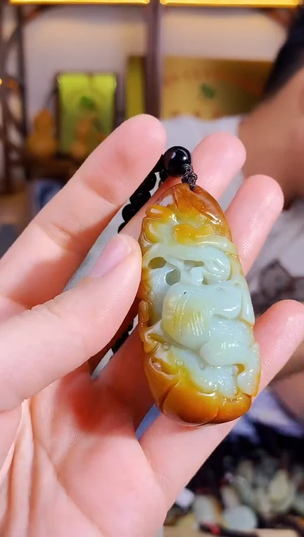 【闪购商品】和田玉颈饰未镶嵌1