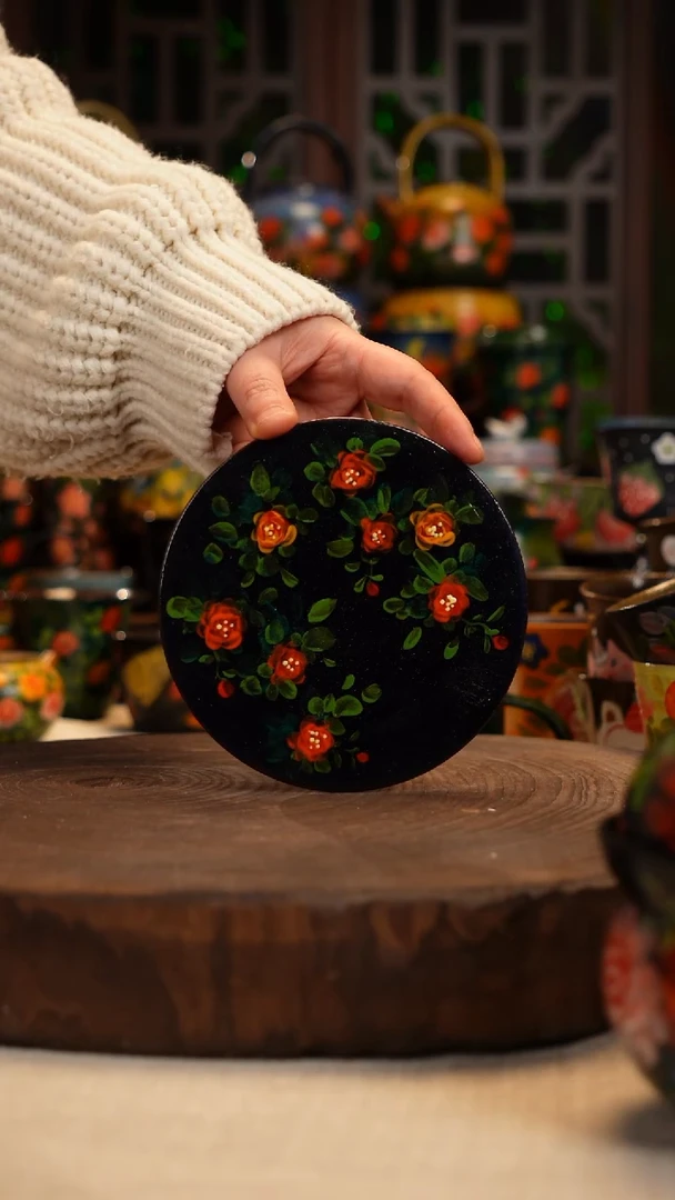 油画  手绘釉下彩