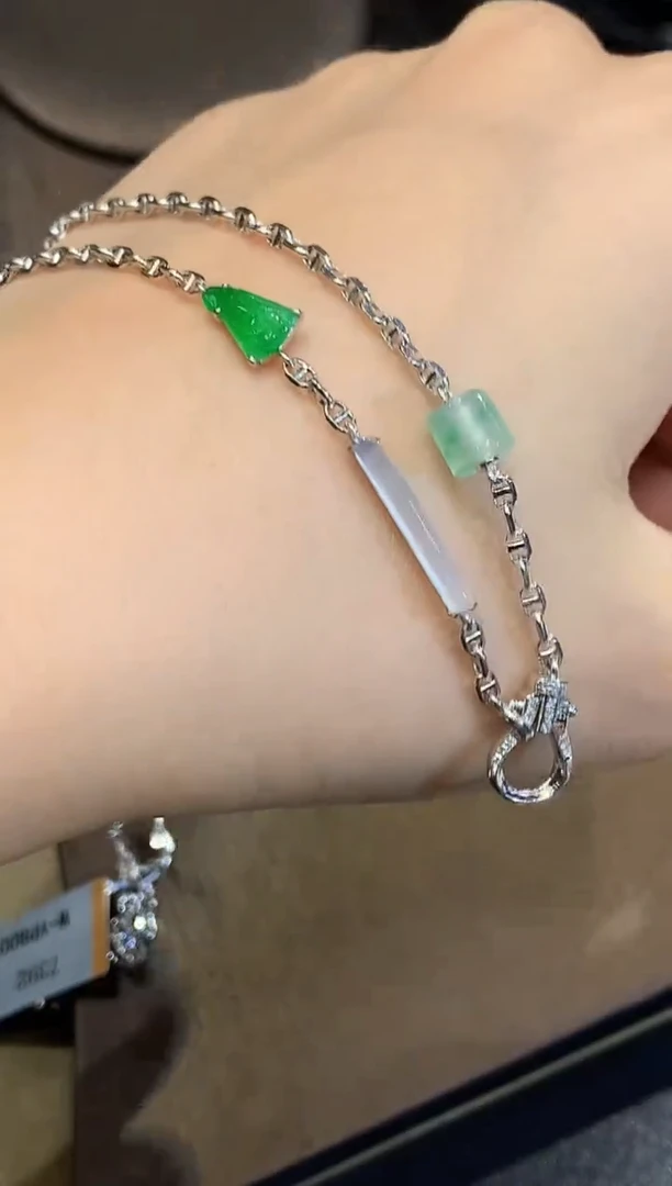 翡翠18K金镶嵌套链YS多样性发其一