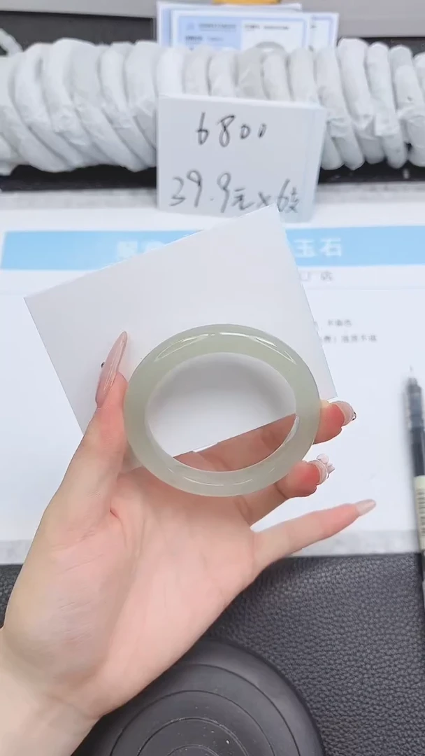 未镶嵌手镯石英质玉127-50.9