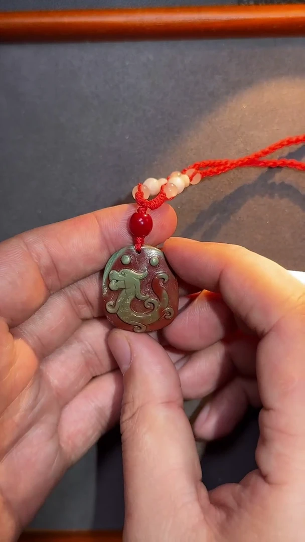 非金属无原子专属手工编织战红红吊坠05
