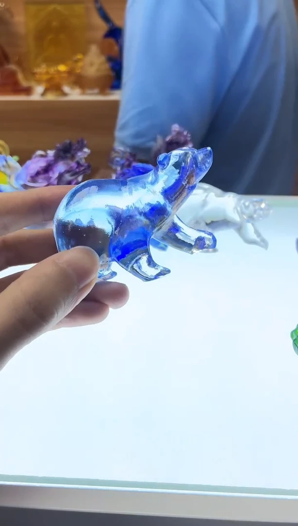 琉璃手工艺品古法琉璃北熊蓝色