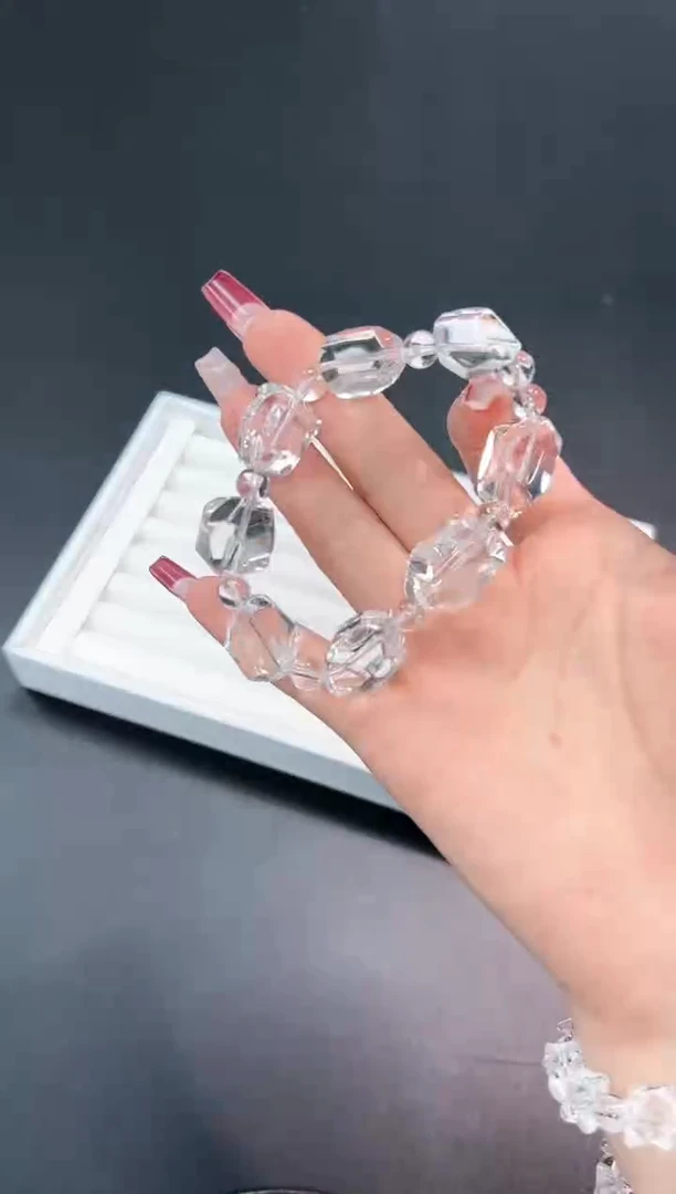 【闪购商品】水晶手串未镶嵌50i多样性发其一/1条默认微瑕