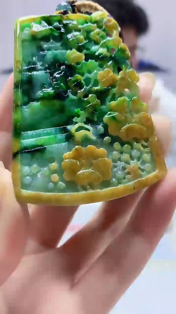 【闪购商品】定制翡翠未镶嵌4688zm-毛货挂件