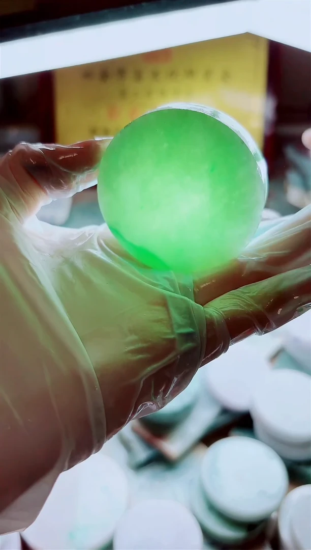 翡翠挂件未镶嵌A货曹璀720