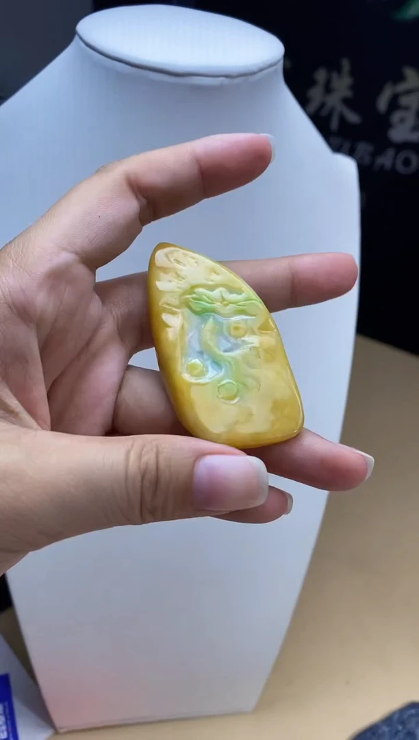 未镶嵌定制翡翠挂件