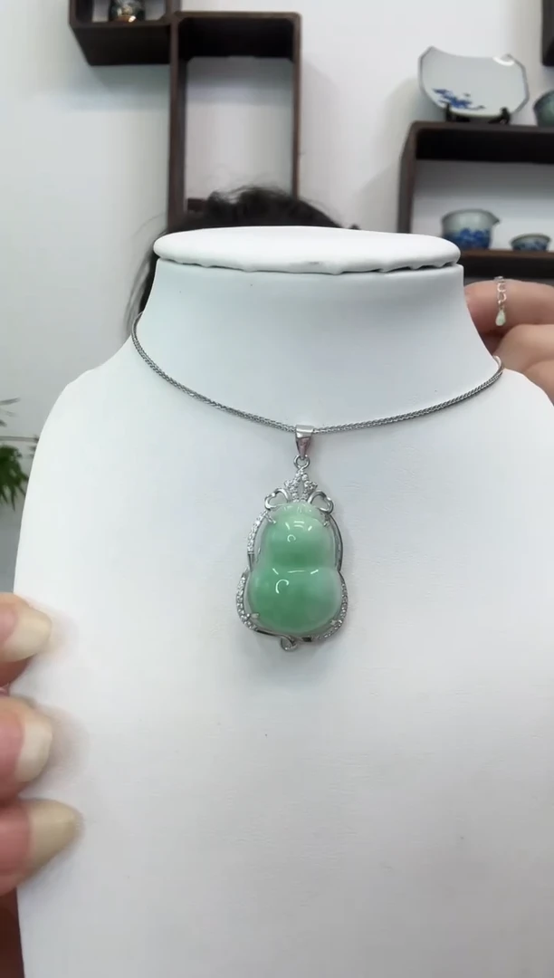 吊坠(赠链)银S925镶嵌翡翠葫芦