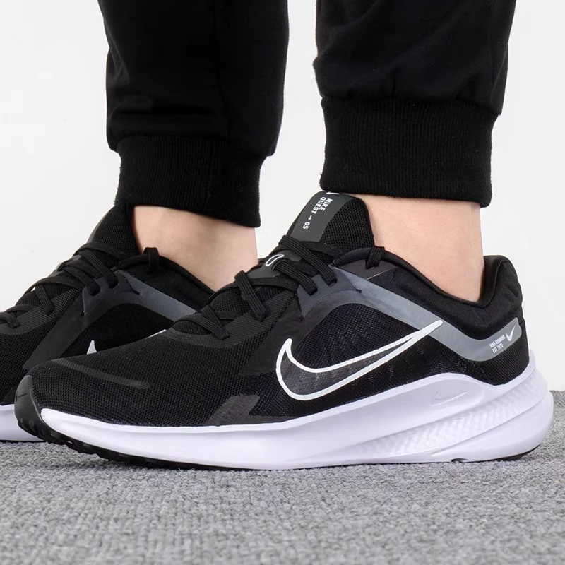 NIKE/耐克QUEST5登月轻便网面缓震透气运动跑步休闲鞋DD0204-001