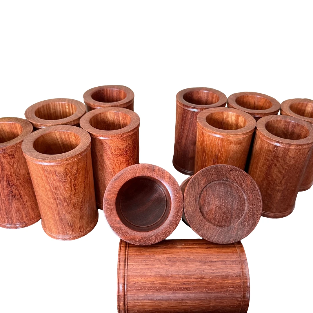 缅花大果紫檀笔筒