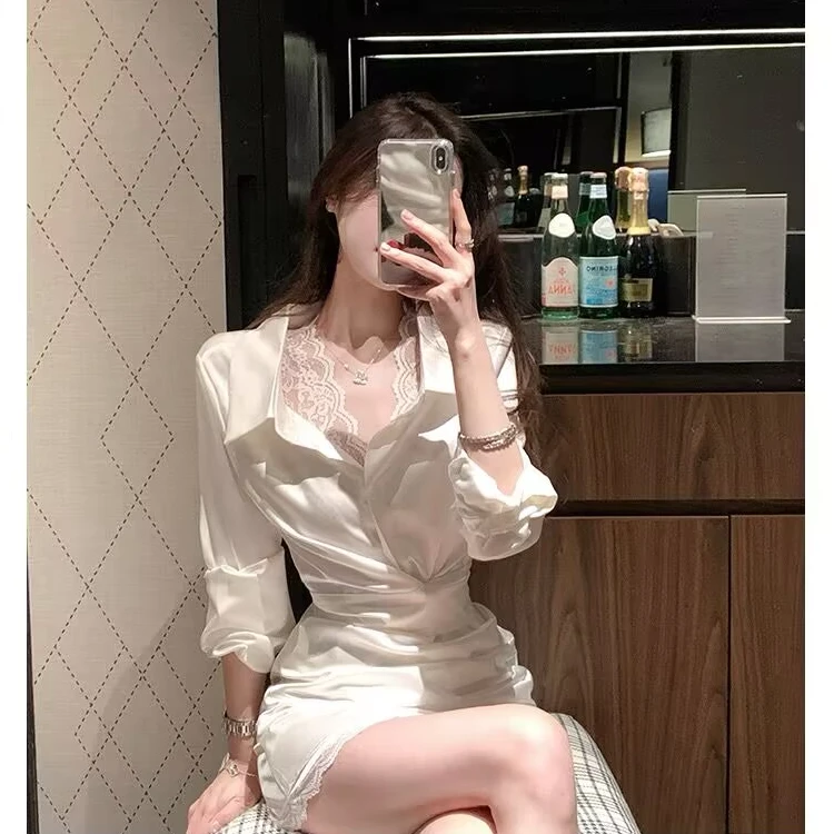 纯欲挂脖蕾丝拼接缎面polo领衬衫连衣裙女设计感小众收腰系带短裙